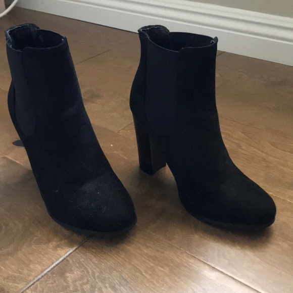 Chelsea boot - Picture 1 of 5